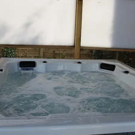 Βίλα La Du Bassin Piscine Et *